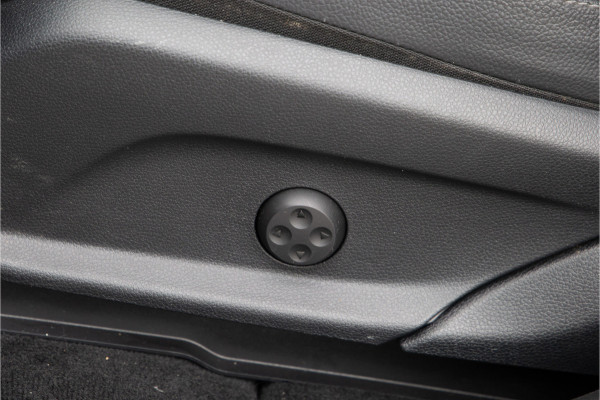 Mercedes-Benz GLC Coupé 300 4MATIC Premium AMG Digital Cockpit, Burmester, Leder, Distronic, Memory Facelift