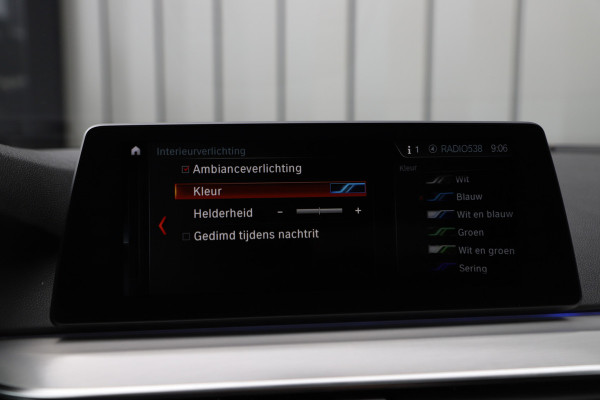 BMW 5 Serie 520i High Executive Aut8 | 184PK | Panoramadak | Sfeerverlichting | Comfortstoelen + Memory | Vol leder | Zonnenschermen | Camer