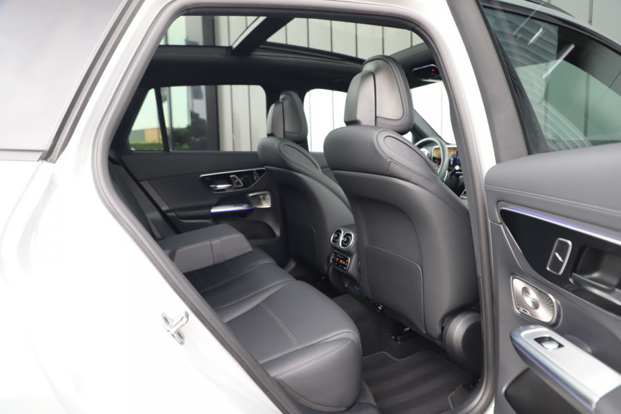 Mercedes-Benz GLC 400e AMG 4-Matic | 381PK | Luchtvering | Achterasbesturing | Massage | Head-up | Burmester | Keyless-go | Sfeerverlichting | Dis