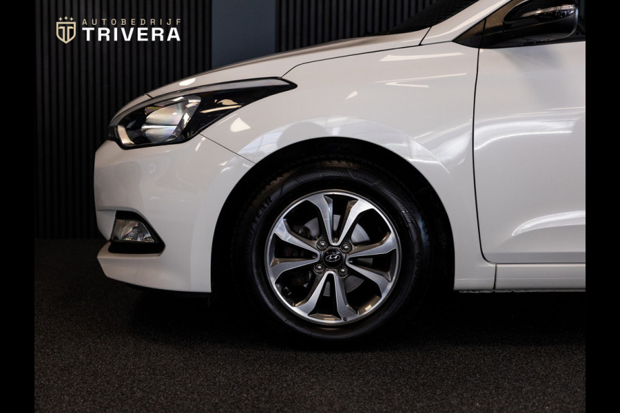 Hyundai i20 I20 1.2 HP i-Motion l Climate l LM velgen l Stoel verw.l Dealer onderh.l ALS NIEUW