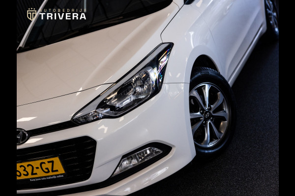 Hyundai i20 I20 1.2 HP i-Motion l Climate l LM velgen l Stoel verw.l Dealer onderh.l ALS NIEUW