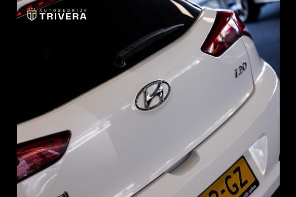 Hyundai i20 I20 1.2 HP i-Motion l Climate l LM velgen l Stoel verw.l Dealer onderh.l ALS NIEUW