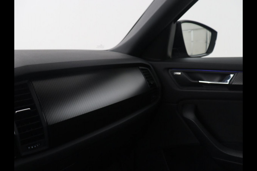 Škoda Kodiaq 1.5 TSI Sportline Business | Leder/alcantara | Memory | Cruise control | Stuur/stoel verwarming | Canton Sound | Carplay | Carplay | Camera | Park assist | Trekhaak | Elektrische achterklep