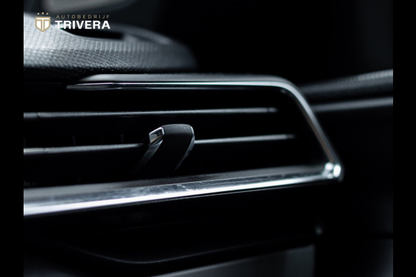 Lynk & Co 01 Lynk & Co 01 1.5 l SoH 96% l 360°camera l PANO l INFINITY Sound l Zwrt Hemel l 1ste eig. l BTW Auto l CARPLAY