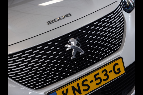 Peugeot e-2008 Peugeot E-2008 EV Active 50kWh l GT Line l SoH 96% l CAM. l 1ste eig. l NAV.l FULL OPTION l Als Nieuw