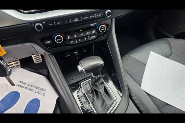 Kia Niro 1.6 GDi PHEV DynamicPlusLine | Trekhaak | parkeersensoren voor en achter