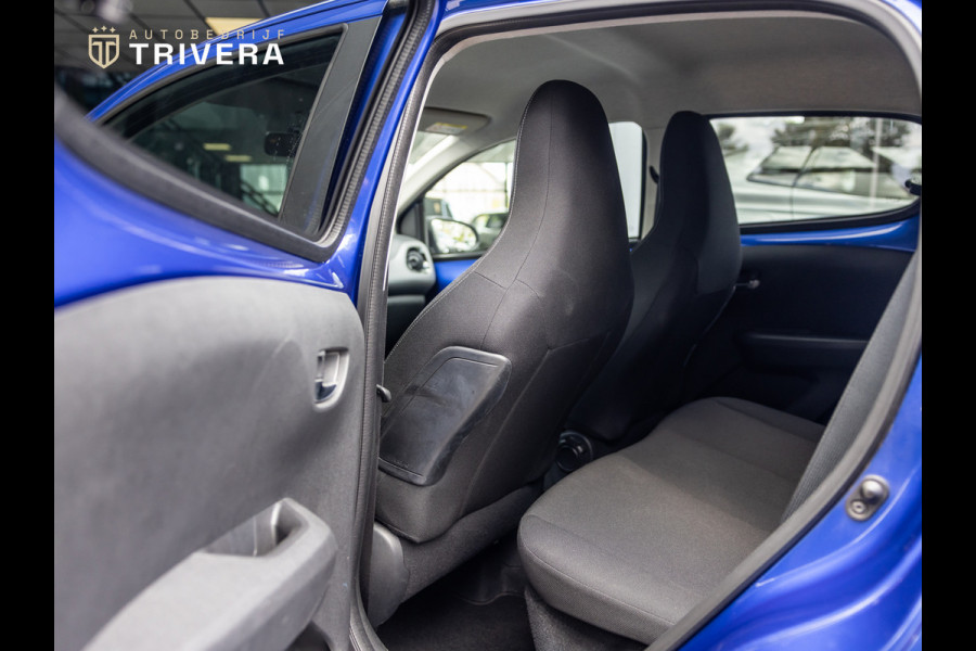 Peugeot 108 1.0 e-VTi Allure l CAM.l LMV l 1ste eig. l 5-drs l NL Auto l Zeer lage KM l CARPLAY l Dealer Onderh.l ALS NIEUW
