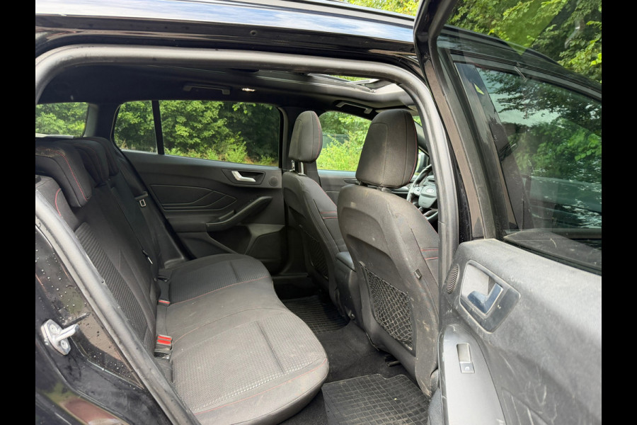 Ford FOCUS Wagon 2.0 EcoBlue ST Line X Business | Cruise control + Navi Nu € 6.450,- Ex BTW !!!