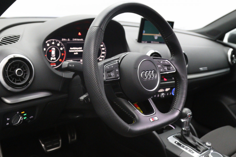 Audi A3 Sportback 35 TFSI 150 PK CoD Advance Sport, Panoramadak, Stoelverwarming, Cruise Control