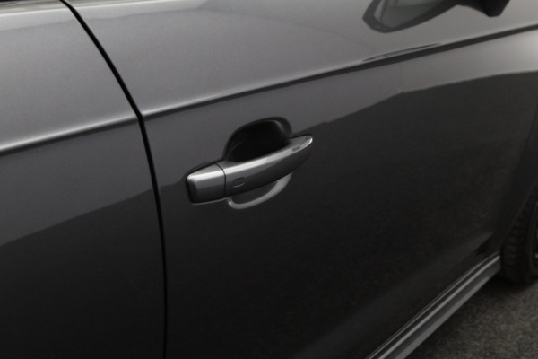 Audi A3 Sportback 35 TFSI 150 PK CoD Advance Sport, Panoramadak, Stoelverwarming, Cruise Control