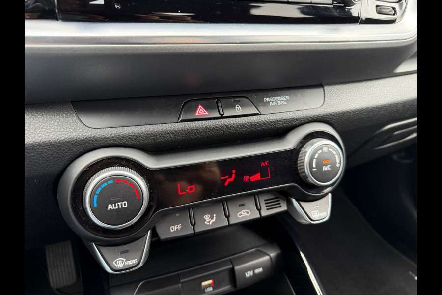 Kia Stonic 1.0 T-GDi MHEV DynamicPlusLine - Climate - Navi - Parkeerhulp - Org.NL