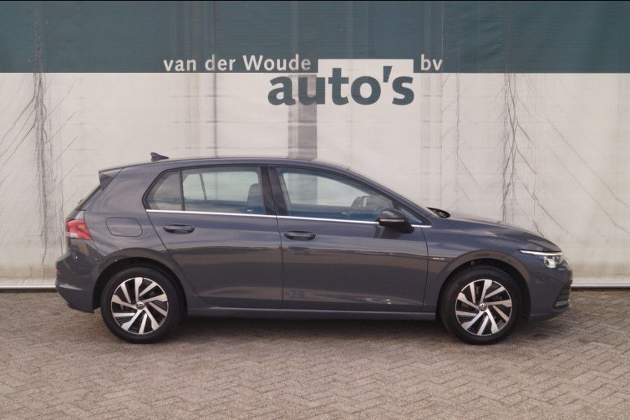 Volkswagen Golf 1.4 eHybrid PHEV Style Business -LEER-NAVI-ECC-LED-PDC-