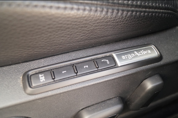Volkswagen Golf 1.4 eHybrid PHEV Style Business -LEER-NAVI-ECC-LED-PDC-