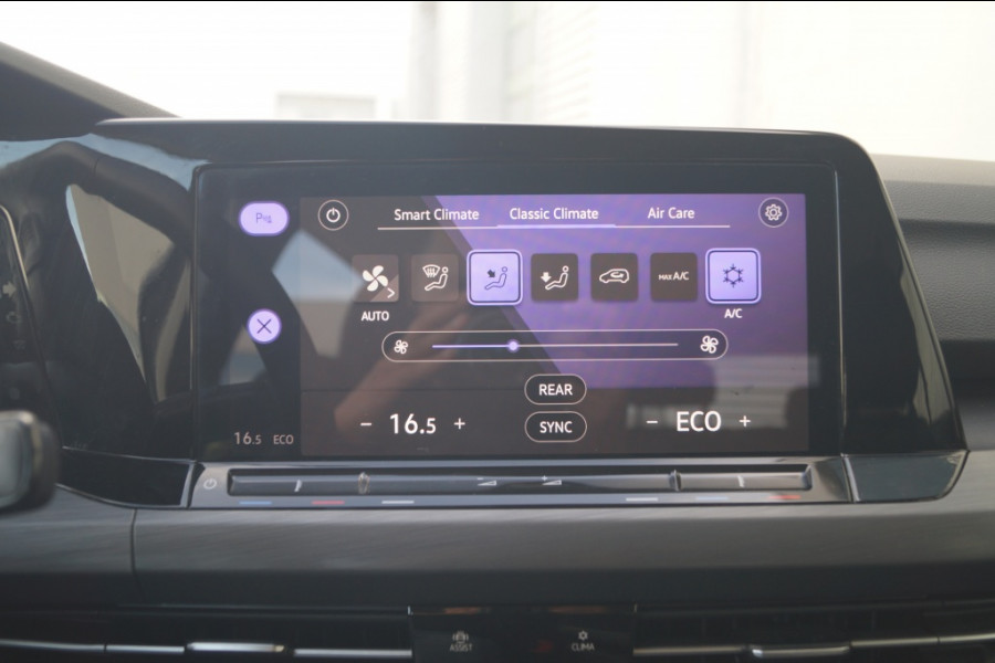 Volkswagen Golf 1.4 eHybrid PHEV Style Business -LEER-NAVI-ECC-LED-PDC-