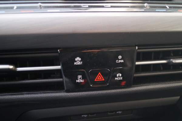 Volkswagen Golf 1.4 eHybrid PHEV Style Business -LEER-NAVI-ECC-LED-PDC-