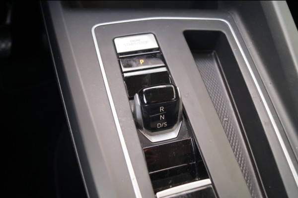 Volkswagen Golf 1.4 eHybrid PHEV Style Business -LEER-NAVI-ECC-LED-PDC-