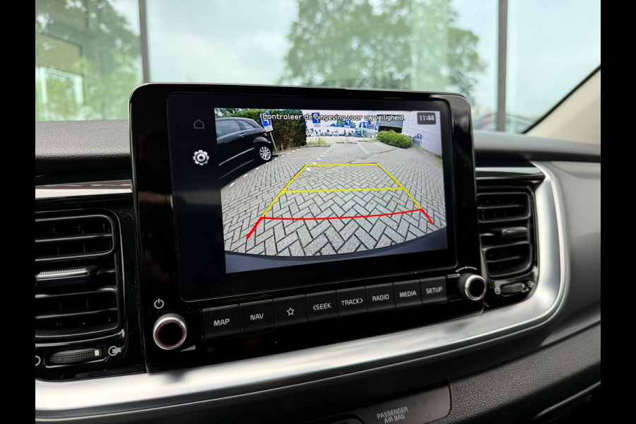 Kia Stonic 1.0 T-GDi MHEV DynamicPlusLine - Climate - Navi - Parkeerhulp - Org.NL