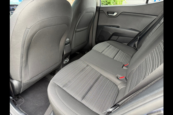 Kia Stonic 1.0 T-GDi MHEV DynamicPlusLine - Climate - Navi - Parkeerhulp - Org.NL