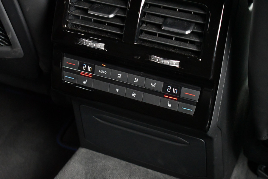 Volkswagen Touareg 3.0 TSi eHybrid 4M R Trekh DynAudio Stoel-koel Massage HUD 360