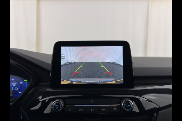 Ford Kuga 2.5 PHEV ST-Line (Plug-In) {SoH-86%} (INCL-BTW) Aut. *DIGI-COCKPIT | ADAPTIVE-CRUISE | BLINDSPOT | FULL-LED | KEYLESS | DAB | CARPLAY | NAVI-FULLMAP | HEATED-SPORTSEATS | PRIVACY-GLASS | 18"ALU*