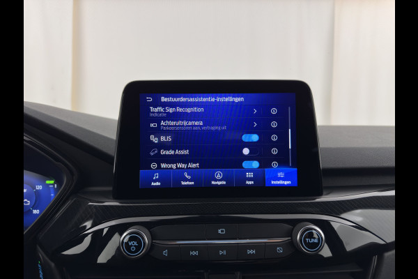 Ford Kuga 2.5 PHEV ST-Line (Plug-In) {SoH-86%} (INCL-BTW) Aut. *DIGI-COCKPIT | ADAPTIVE-CRUISE | BLINDSPOT | FULL-LED | KEYLESS | DAB | CARPLAY | NAVI-FULLMAP | HEATED-SPORTSEATS | PRIVACY-GLASS | 18"ALU*