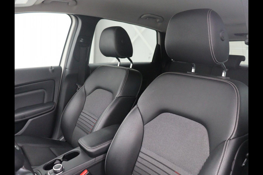 Mercedes-Benz B-klasse 180 Ambition | Half leder | Cruise control | Navigatie | Bluetooth | Airco | Camera | Park assist | Trekhaak