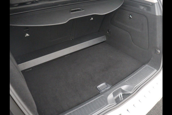 Mercedes-Benz B-klasse 180 Ambition | Half leder | Cruise control | Navigatie | Bluetooth | Airco | Camera | Park assist | Trekhaak