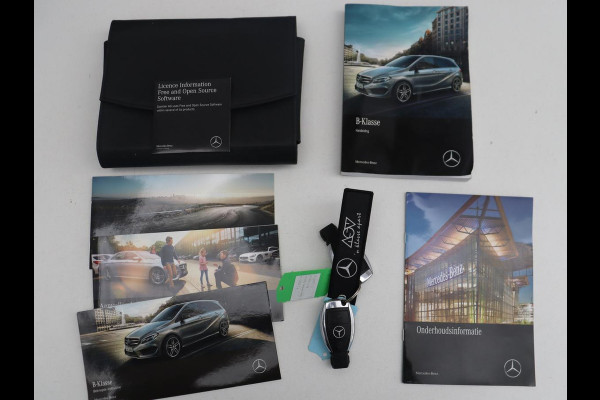 Mercedes-Benz B-klasse 180 Ambition | Half leder | Cruise control | Navigatie | Bluetooth | Airco | Camera | Park assist | Trekhaak
