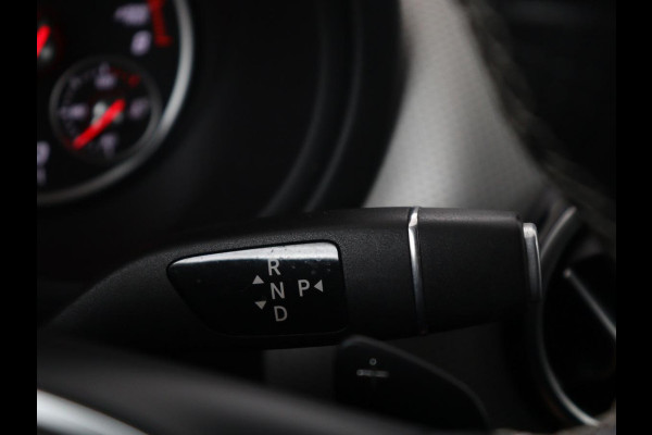 Mercedes-Benz B-klasse 180 Ambition | Half leder | Cruise control | Navigatie | Bluetooth | Airco | Camera | Park assist | Trekhaak