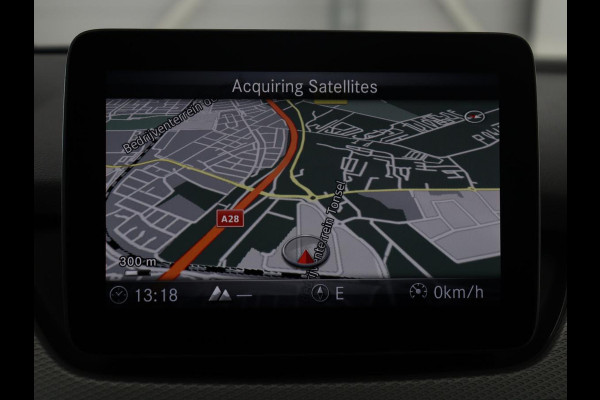 Mercedes-Benz B-klasse 180 Ambition | Half leder | Cruise control | Navigatie | Bluetooth | Airco | Camera | Park assist | Trekhaak
