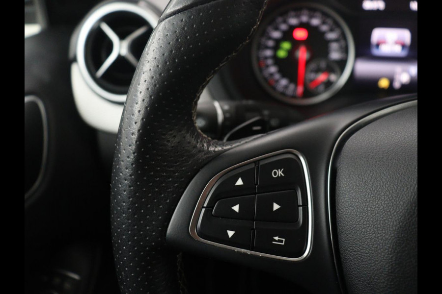 Mercedes-Benz B-klasse 180 Ambition | Half leder | Cruise control | Navigatie | Bluetooth | Airco | Camera | Park assist | Trekhaak