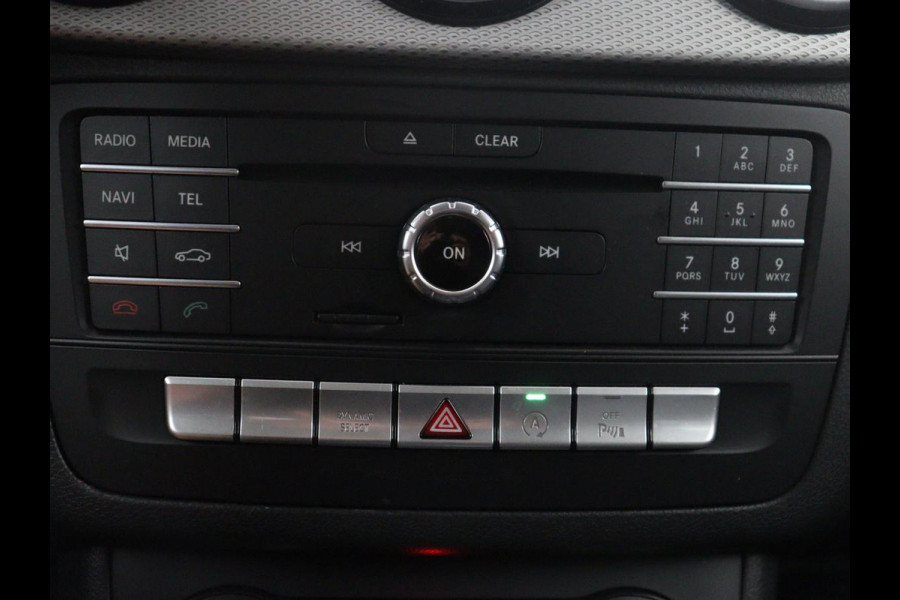 Mercedes-Benz B-klasse 180 Ambition | Half leder | Cruise control | Navigatie | Bluetooth | Airco | Camera | Park assist | Trekhaak