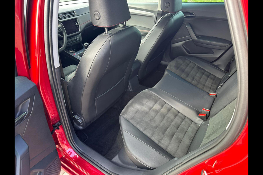 Seat Ibiza 1.0 TSI FR Business Intense Camera! Parkeersensoren! Virtual Cockpit!