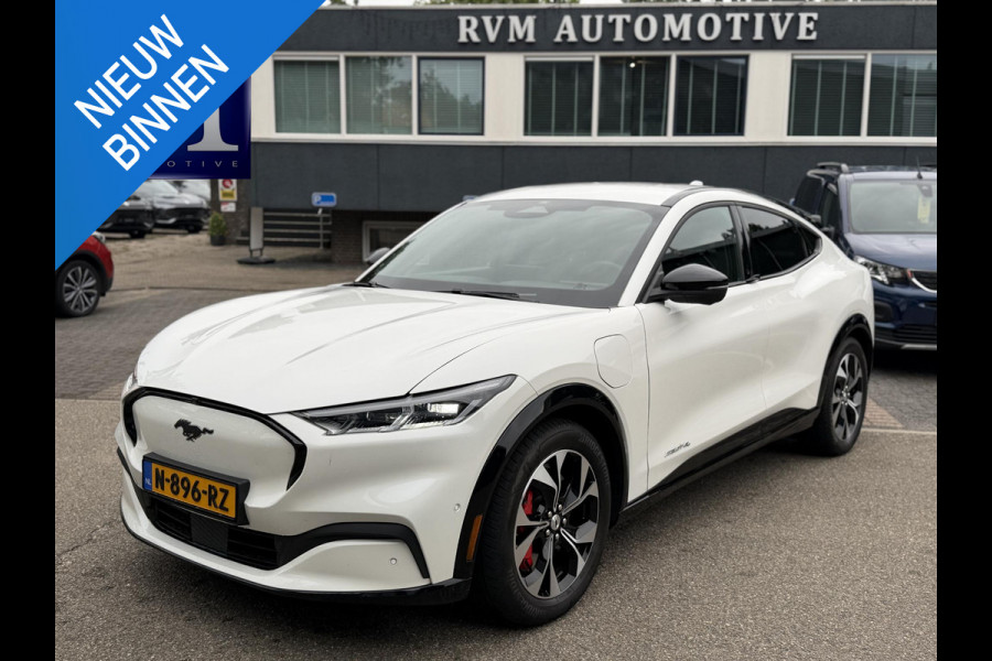Ford Mustang Mach-E AWD 75 kWh SOH 93% ORIGINEEL NL AUTO MET NAP | B&O PREMIUM AUDIO | LEREN BEKLEDING | 360° CAMERA | ELEKTRISCHE STOELEN MET GEHEUGEN | TECHNOLOGY PACK | WINTERPAKKET | ADAPTIVE CRUISE CONTROL | DODEHOEKDETECTIE | FORD DEALER ONDERHOUDEN | ALL-IN PRIJS INCL. 12 MND BOVAG GARANTIE |