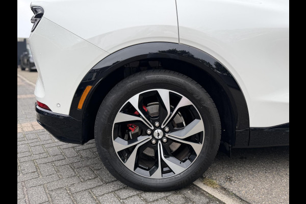 Ford Mustang Mach-E AWD 75 kWh SOH 93% ORIGINEEL NL AUTO MET NAP | B&O PREMIUM AUDIO | LEREN BEKLEDING | 360° CAMERA | ELEKTRISCHE STOELEN MET GEHEUGEN | TECHNOLOGY PACK | WINTERPAKKET | ADAPTIVE CRUISE CONTROL | DODEHOEKDETECTIE | FORD DEALER ONDERHOUDEN | ALL-IN PRIJS INCL. 12 MND BOVAG GARANTIE |
