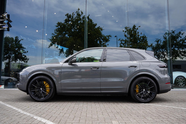 Porsche Cayenne 4.0 Turbo S E-Hybrid / Keramische Remmen / Sport Chrono