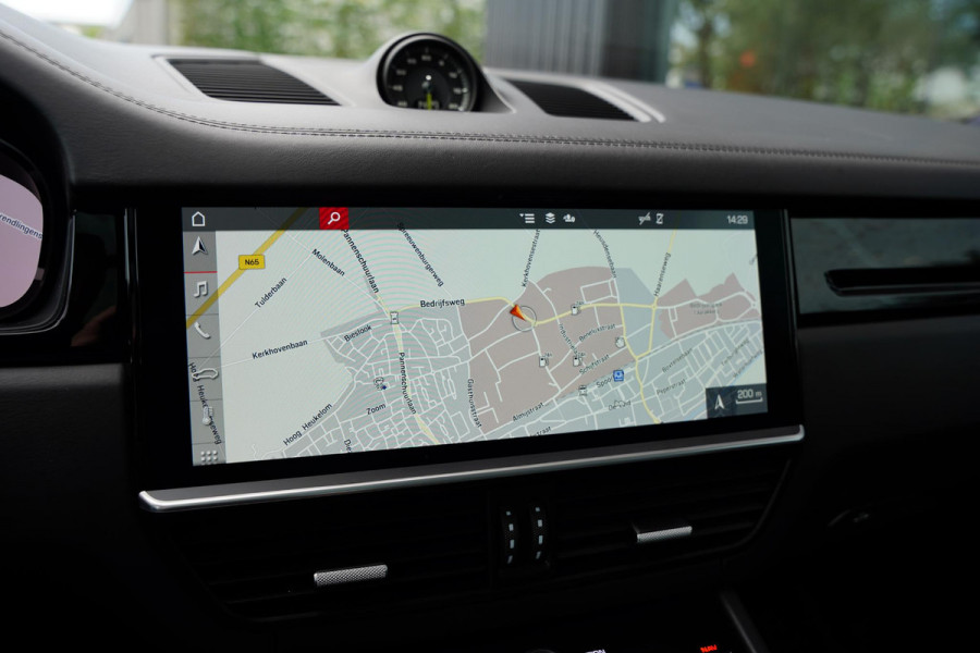 Porsche Cayenne 4.0 Turbo S E-Hybrid / Keramische Remmen / Sport Chrono