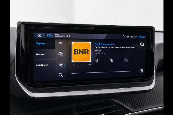 Peugeot e-2008 EV Allure Pack 54 kWh Navigatie by Apple Carplay Android Auto Climate Control Parkeer sensoren Cruise Control LED Koplampen
