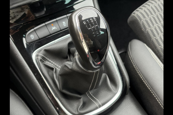Opel Astra Sports Tourer 1.2 Elegance ✓131pk✓2e Eigenaar✓Camera✓Carplay✓6 Bak✓Stoelverw✓Stuurverw✓Pdc V+A✓Recent beurt gehad✓Clima✓Cruise✓Halfleder✓Keyless✓N.A.P✓Lm velgen✓Rijstrooksensor✓Apk tot 07-2027