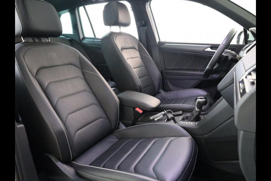 Volkswagen Tiguan 1.4 TSI eHybrid R-Line Business 245 pk Automaat (DSG) | Private lease vanaf €766 | Navigatie | Panoramadak | Park assist | Rondomzicht camera | Head-up display | Lederen bekleding | Elektr. voorstoelen met geheugen | R-Line |