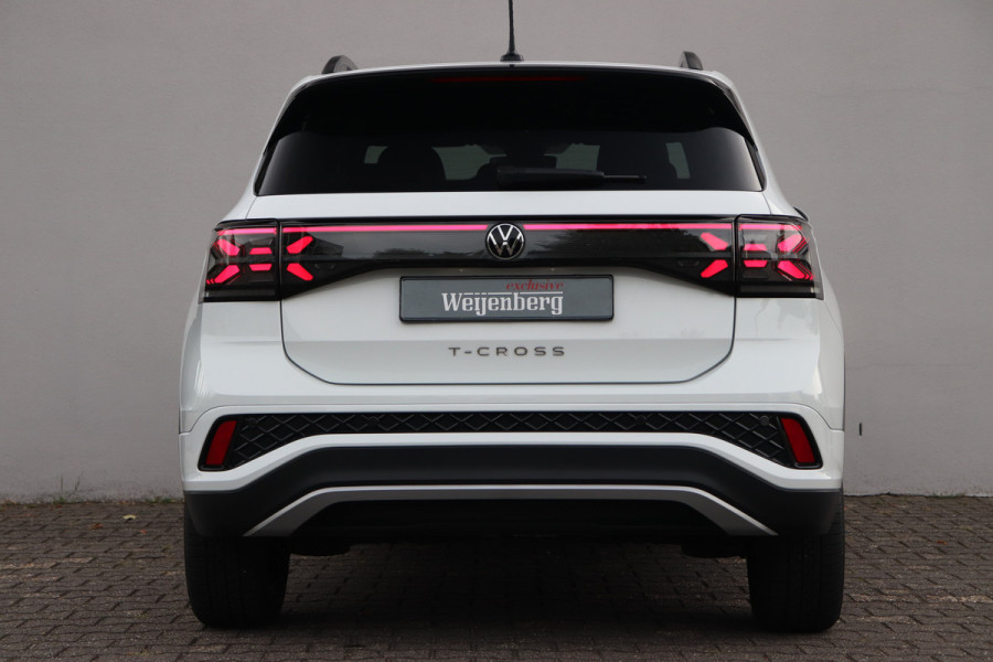 Volkswagen T-Cross 1.0 TSI R-Line DSG IQ Matrix ACC PDC