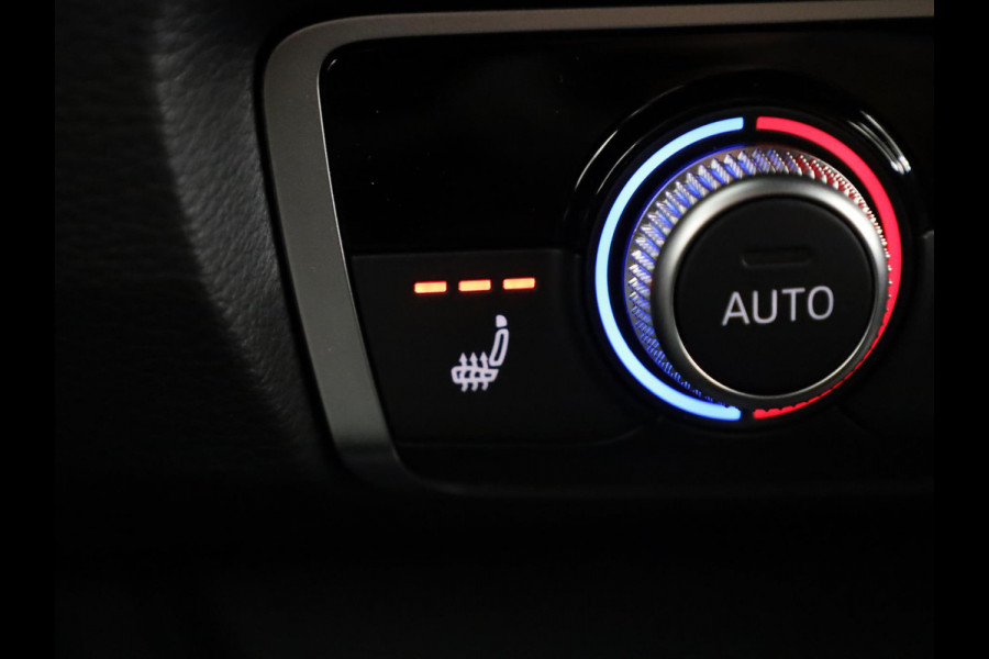 Audi Q3 35 TFSI S edition Competition 150pk | Stoelverwarming | Keyless | 360 camera | inklapbare spiegels
