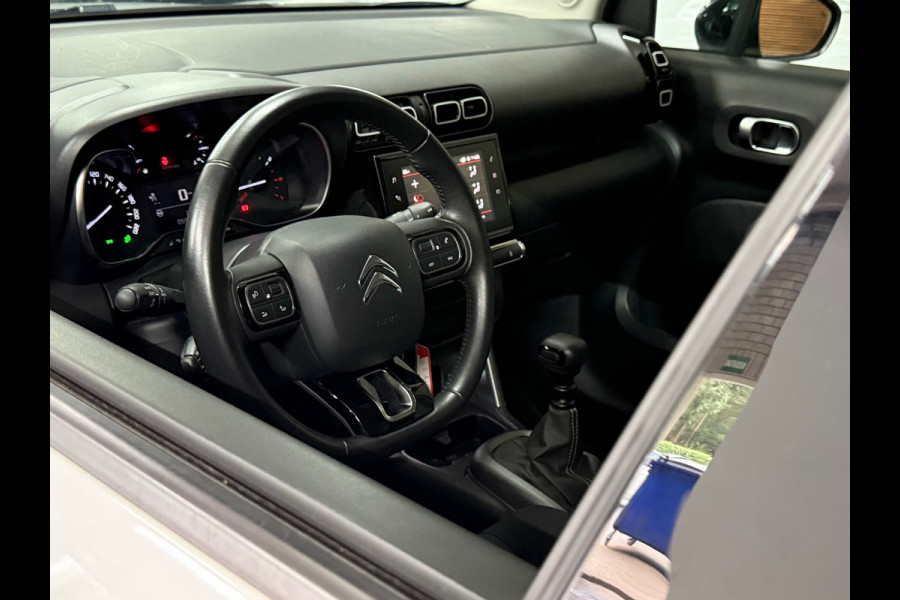 Citroën C3 Aircross 1.2 PureTech S&S Shine | 110 pk | Navi | Trekhaak | Camera | Cruise | DAB | Airco |