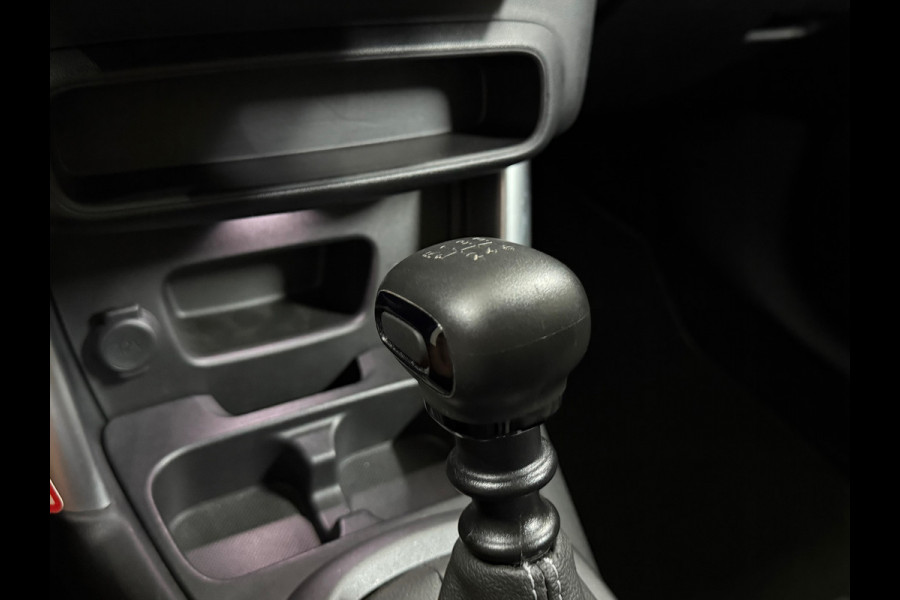 Citroën C3 Aircross 1.2 PureTech S&S Shine | 110 pk | Navi | Trekhaak | Camera | Cruise | DAB | Airco |