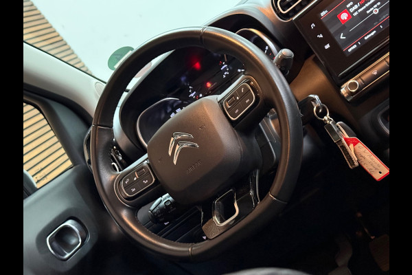 Citroën C3 Aircross 1.2 PureTech S&S Shine | 110 pk | Navi | Trekhaak | Camera | Cruise | DAB | Airco |