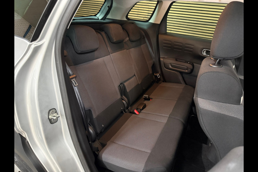 Citroën C3 Aircross 1.2 PureTech S&S Shine | 110 pk | Navi | Trekhaak | Camera | Cruise | DAB | Airco |