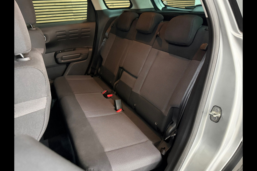 Citroën C3 Aircross 1.2 PureTech S&S Shine | 110 pk | Navi | Trekhaak | Camera | Cruise | DAB | Airco |