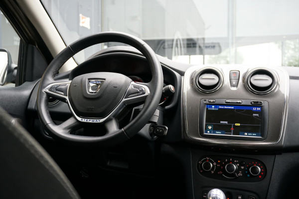Dacia Sandero 0.9 TCe SL Stepway + CAMERA / NAVI / DAB / SENSOREN / CRUISE CONTROL