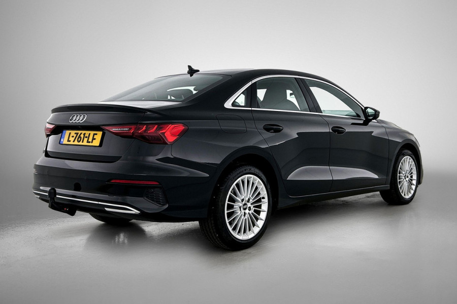 Audi A3 Limousine 30 TFSI Business edition (NAVIGATIE, CAMERA, TRAKHAAK AFNEEMBAAR, 1e EIGENAAR, GOED ONDERHOUDEN)