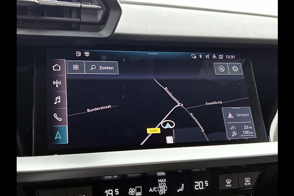 Audi A3 Limousine 30 TFSI Business edition (NAVIGATIE, CAMERA, TRAKHAAK AFNEEMBAAR, 1e EIGENAAR, GOED ONDERHOUDEN)